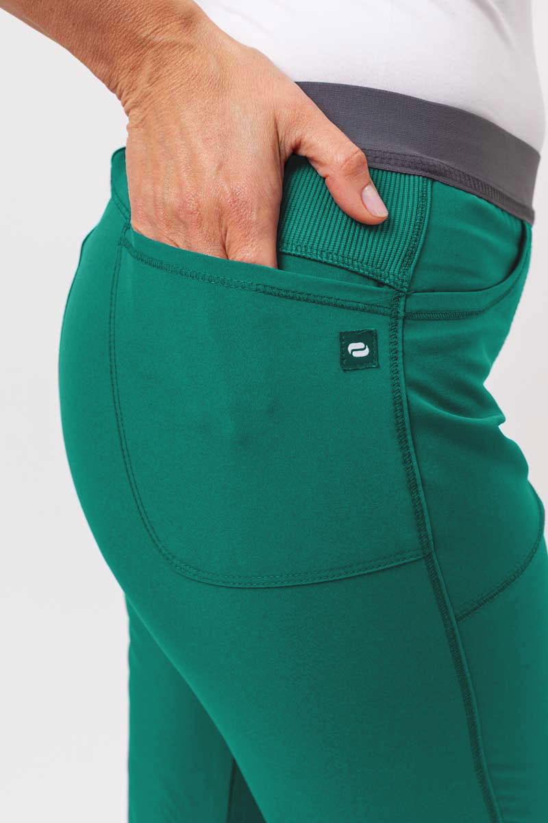 Dámske lekárske nohavice Cherokee Infinity Slim Pull-on zelené-2