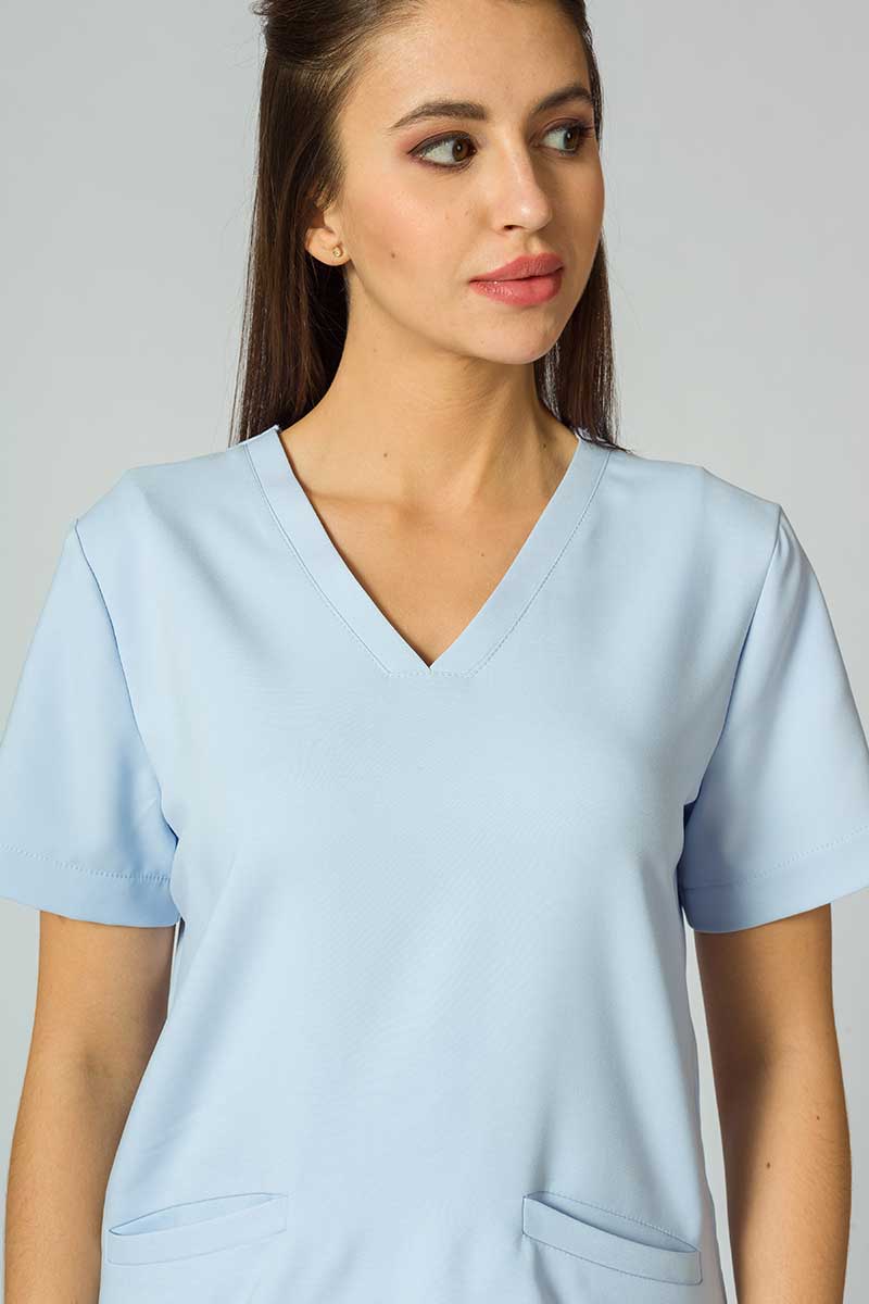 Zdravotnická súprava Sunrise Uniforms Premium (blúzka Joy, nohavice Chill) blankytně modrá-7