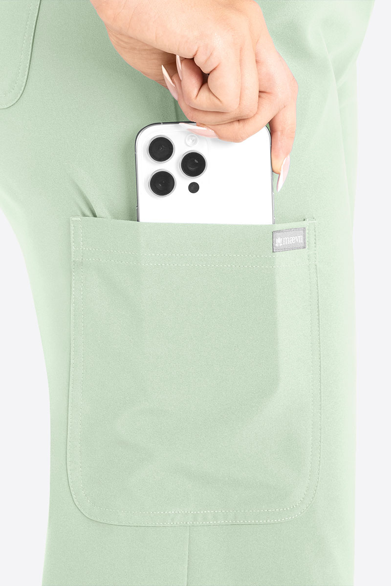 Dámska lekárska súprava Maevn Momentum Round mätová-9