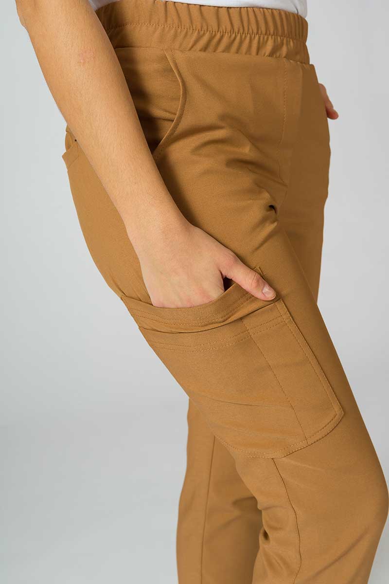 Dámske lekárske nohavice Sunrise Uniforms Premium Chill jogger hnedé-3