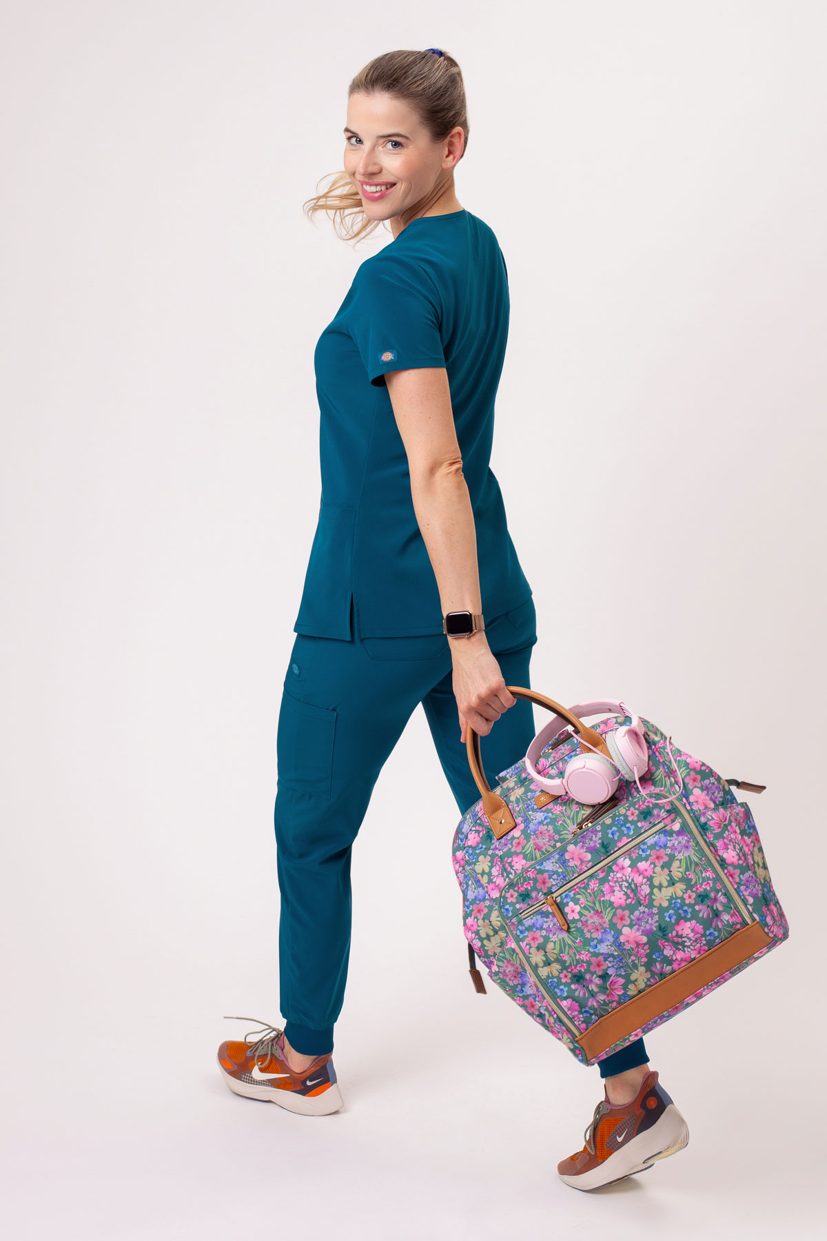 Dámske lekárske nohavice Dickies EDS Essentials Mid Rise Jogger karaibsky modré-6