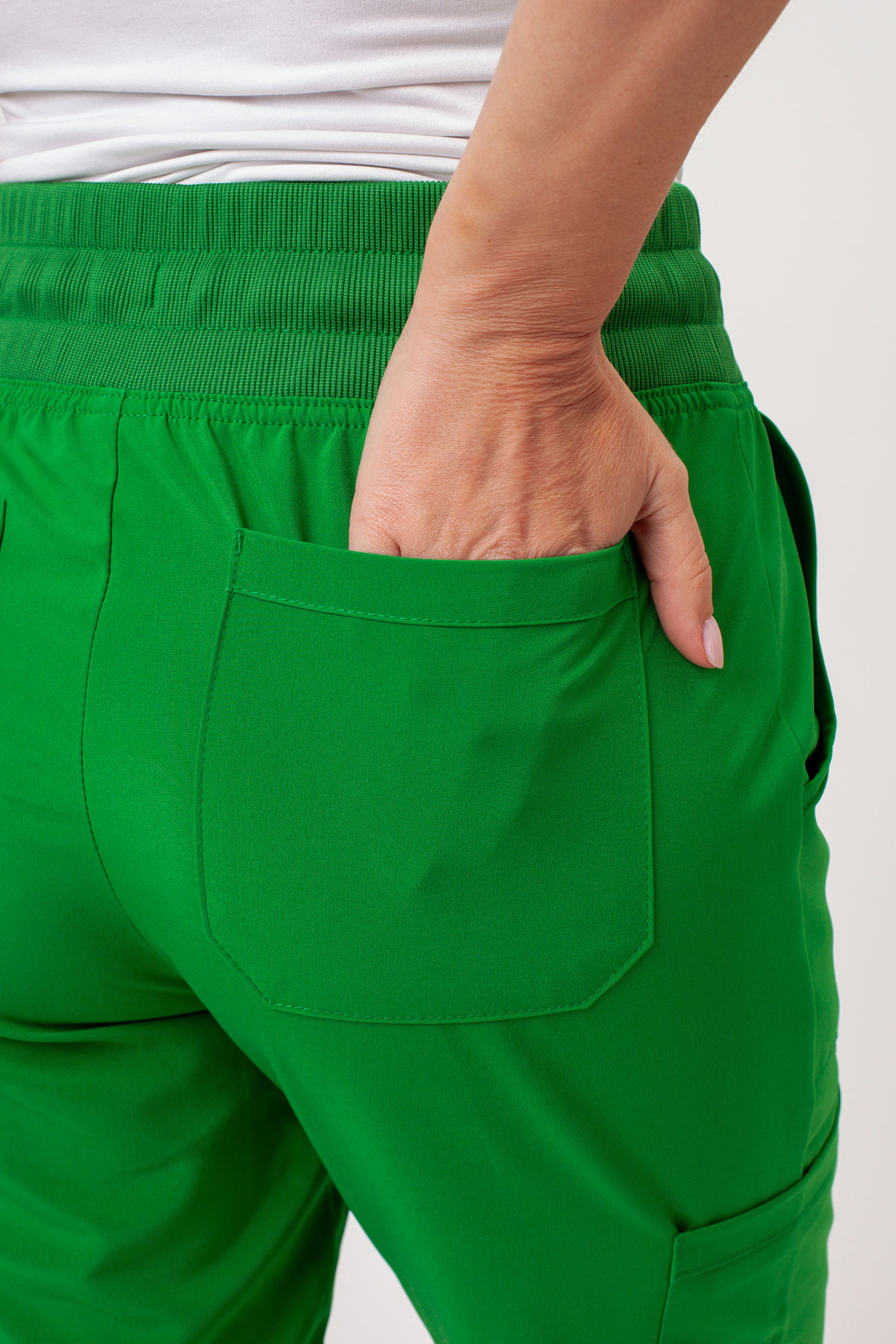 Dámska lekárska súprava Dickies EDS Essentials Jogger svetlo zelená-11