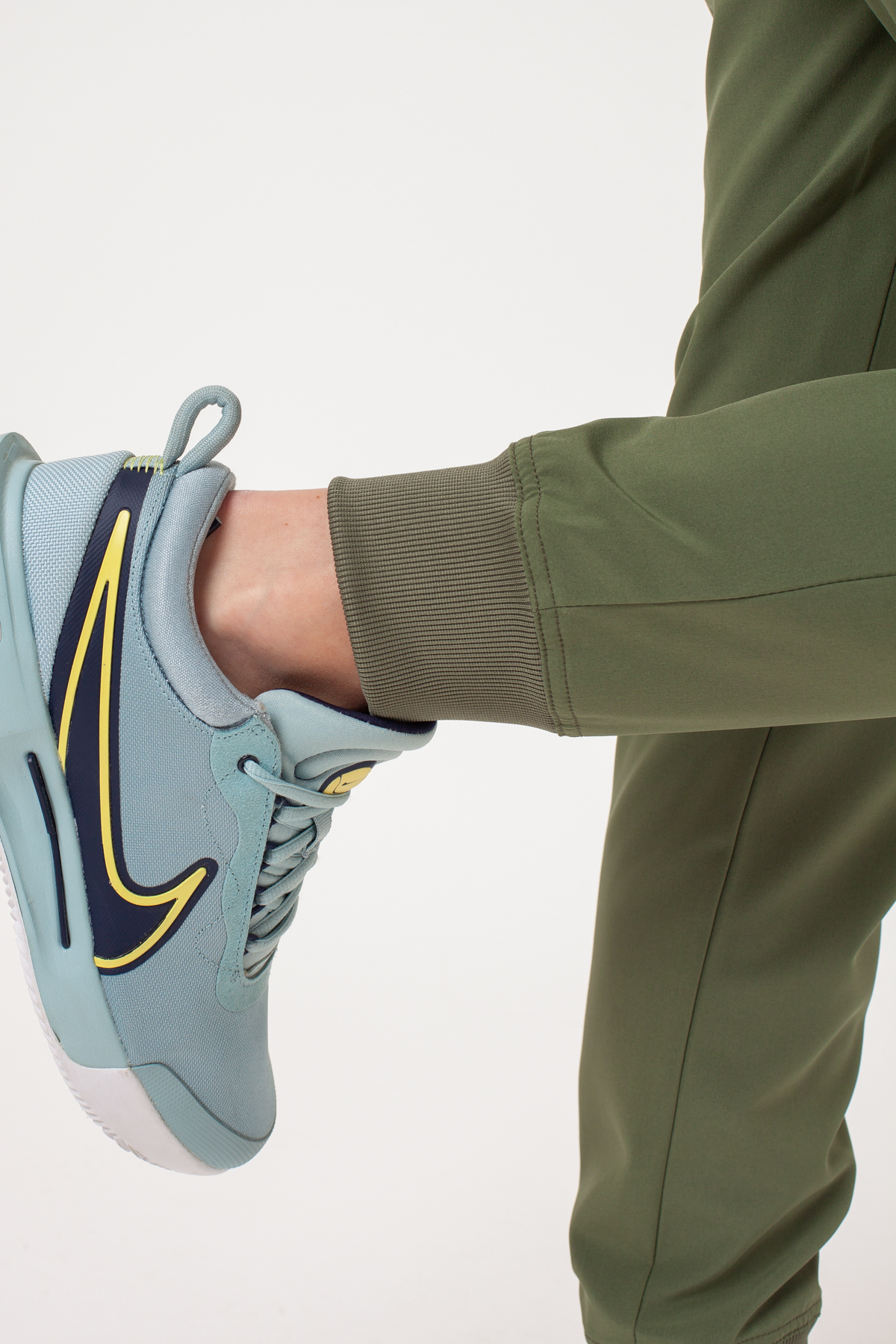 Dámske lekárske nohavice Dickies EDS Essentials Mid Rise Jogger olivkové-5