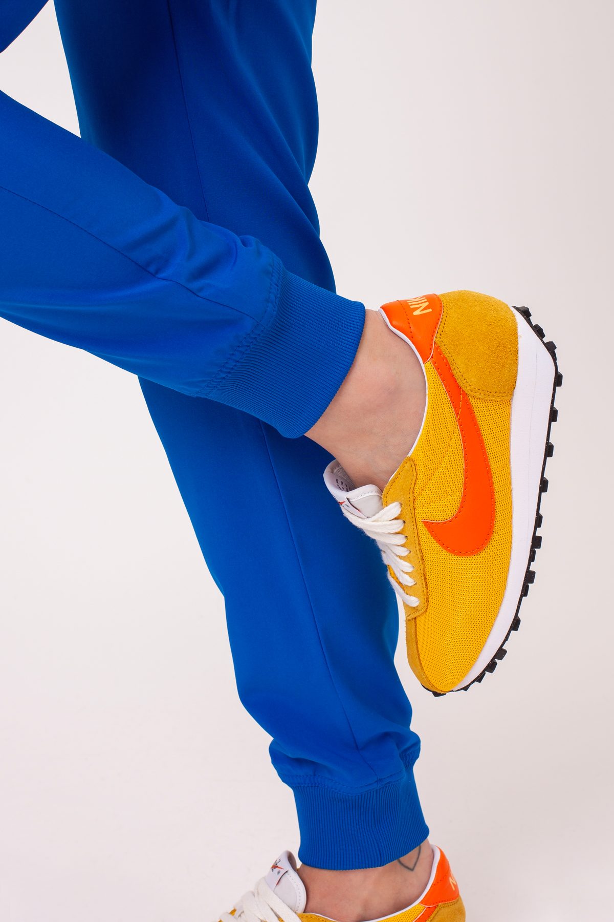 Dámske lekárske nohavice Dickies EDS Essentials Mid Rise Jogger kráľovsky modré-6