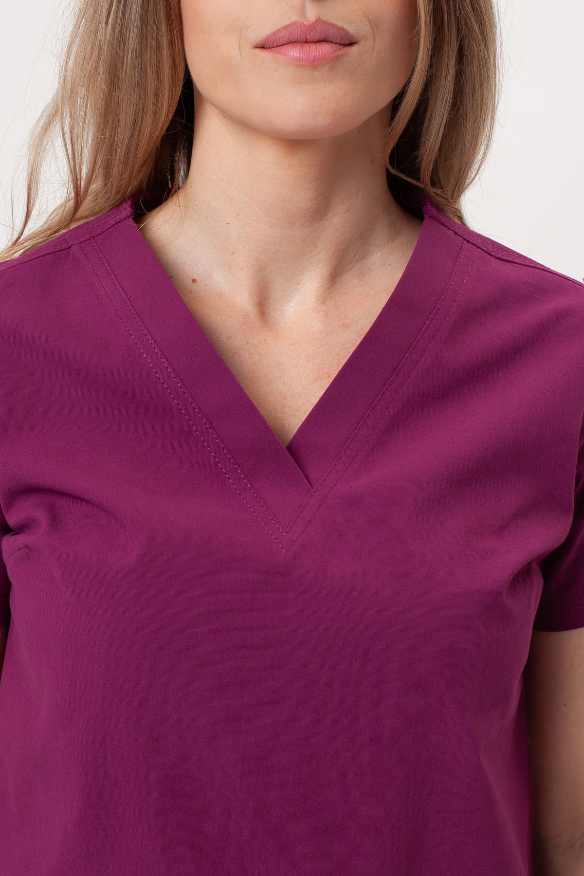 Dámska lekárska blúza Dickies Forge V-neck čerešňová červená-3