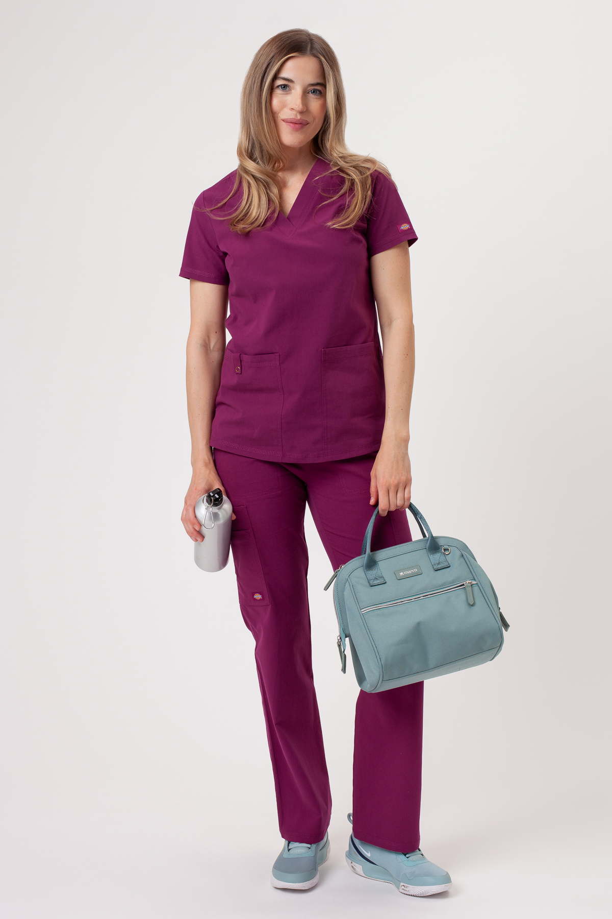 Dámska lekárska súprava Dickies Forge V-neck čerešňová červená-1