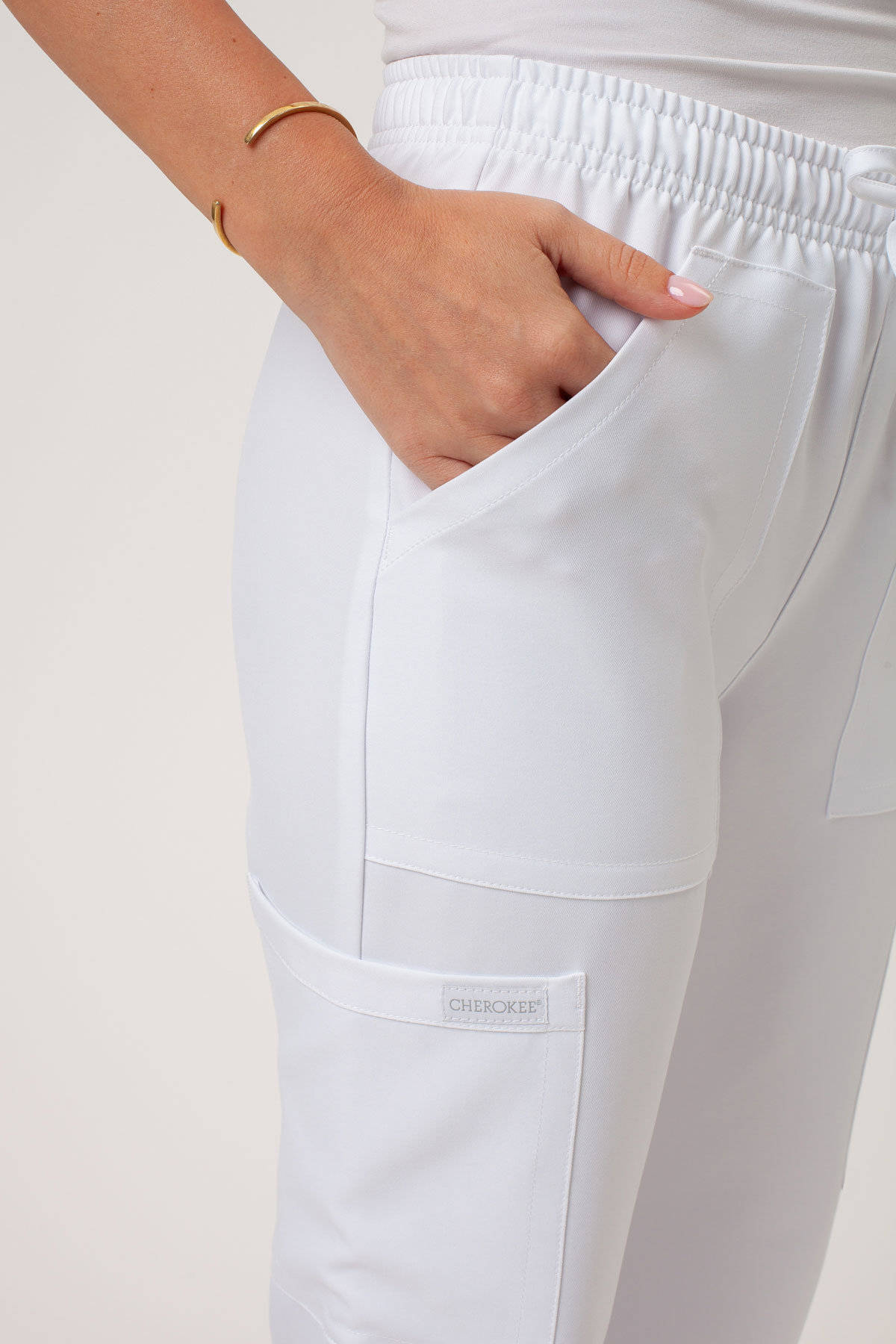 Dámska lekárska súprava Cherokee Ultra V-neck biela-10