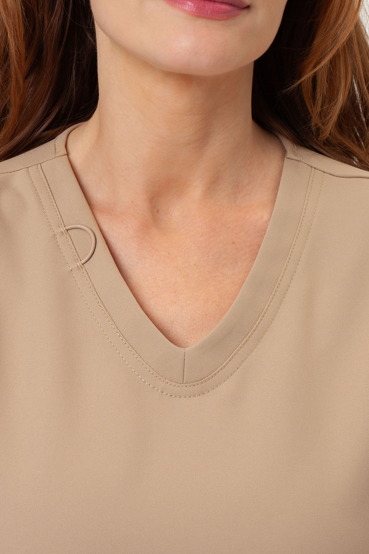 Dámska lekárska blúza Cherokee Ultra V-neck Top bežová-3