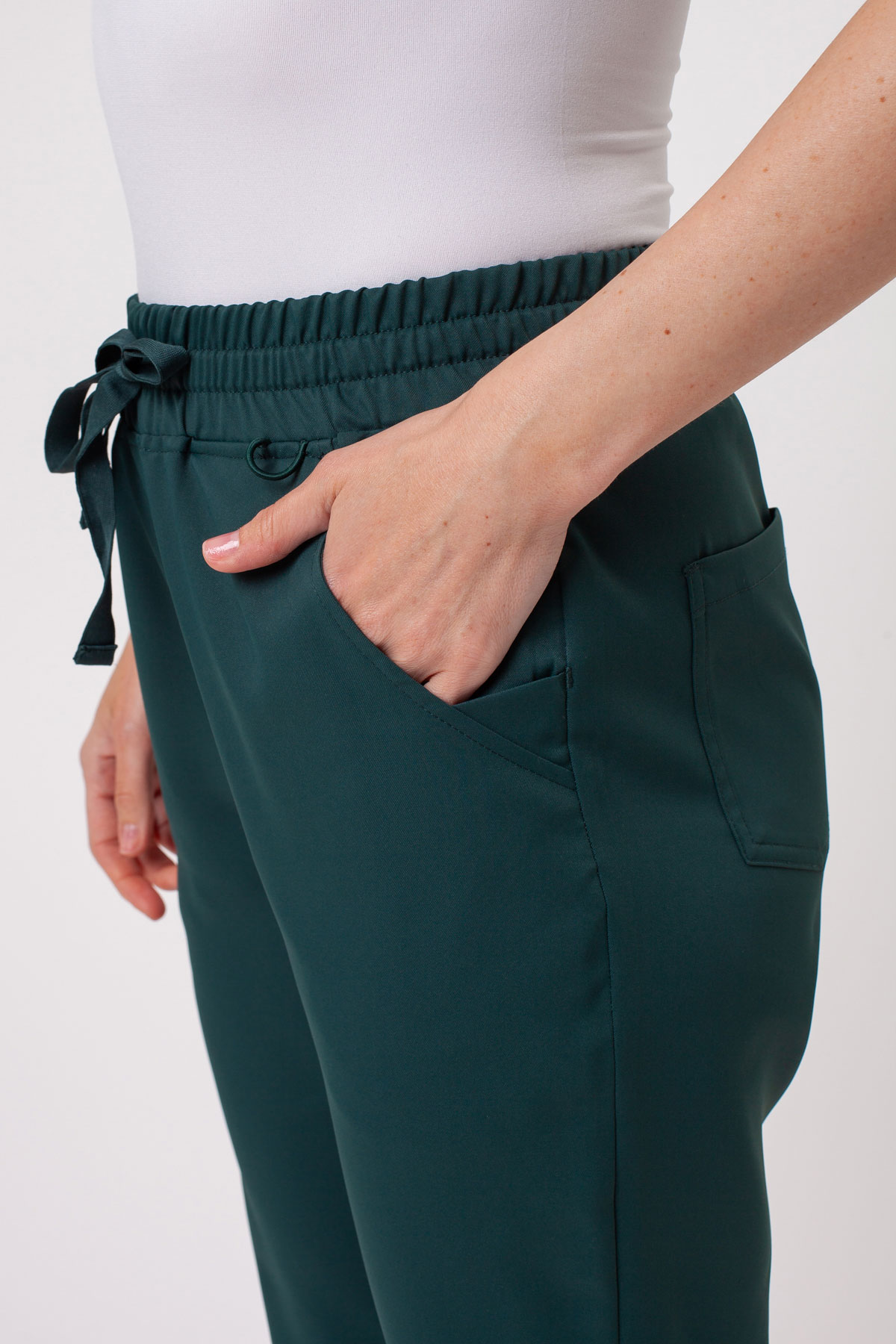 Dámska lekárska súprava Sunrise Lite Fit jogger tmavo zelená-12