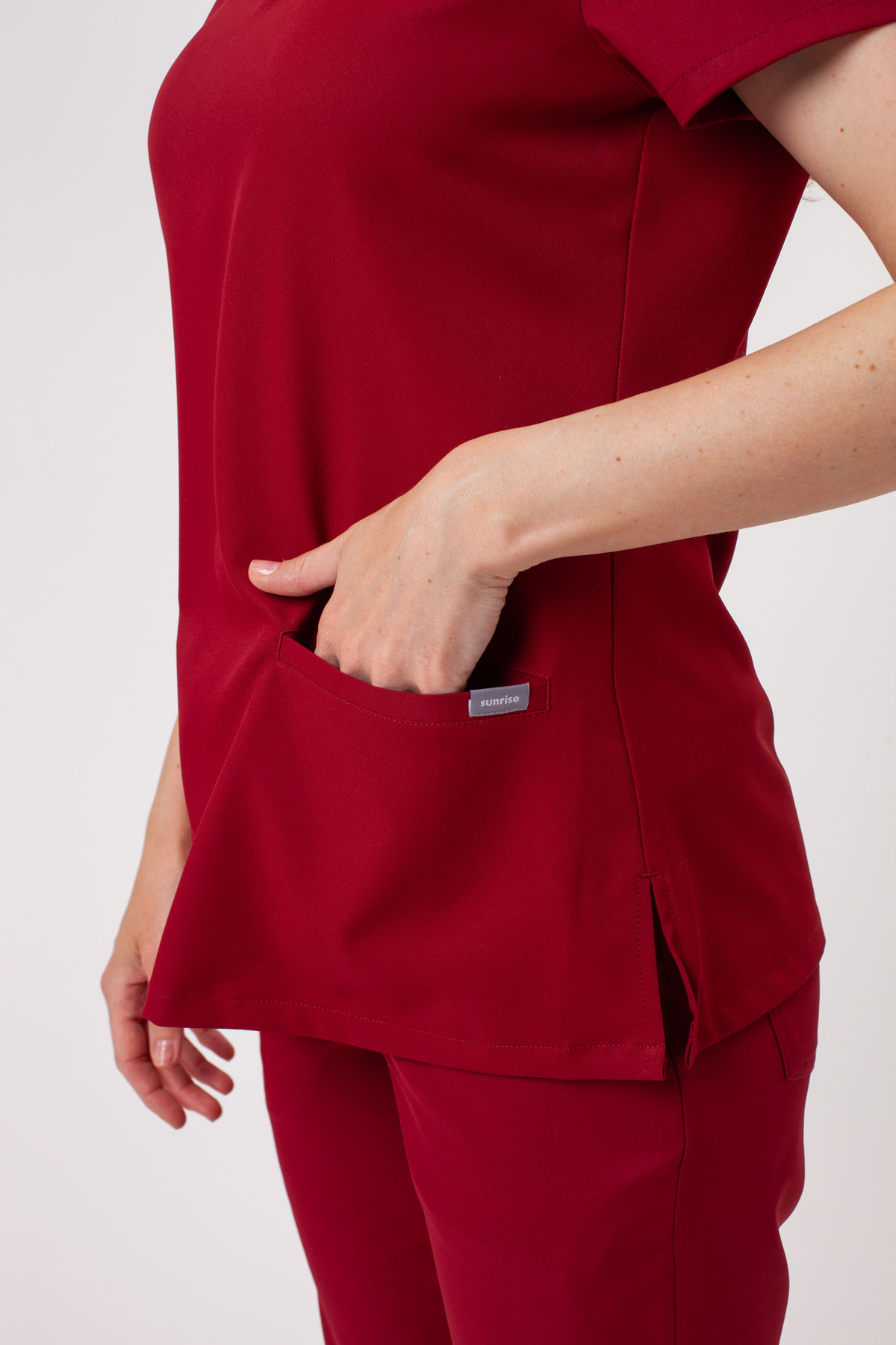 Dámska lekárska súprava Sunrise Lite Fit jogger burgundová-7