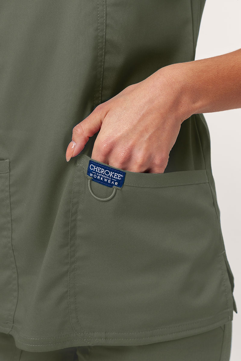 Dámska lekárska blúza Cherokee Revolution Mock olivková-3