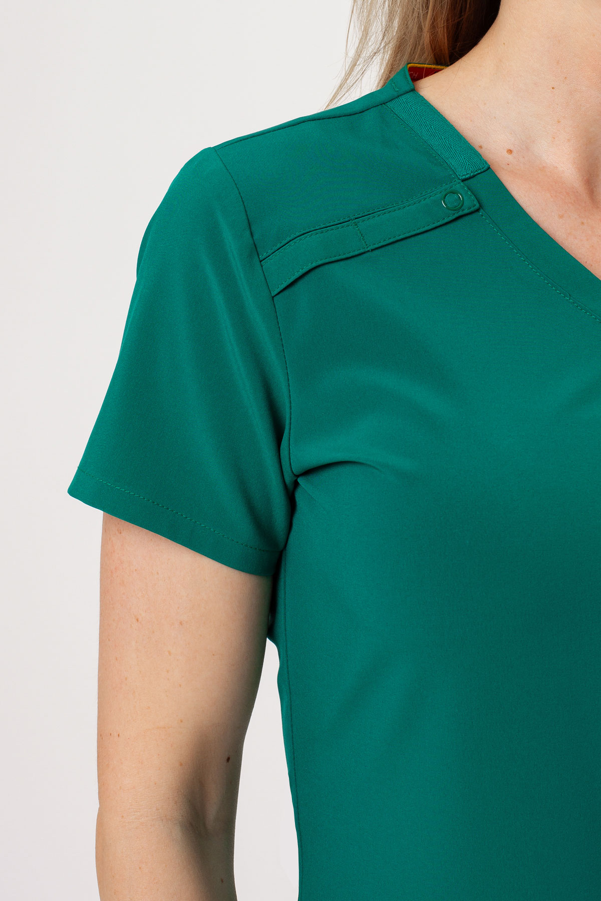 Dámska lekárska blúza Dickies EDS Essentials V-Neck zelená-2