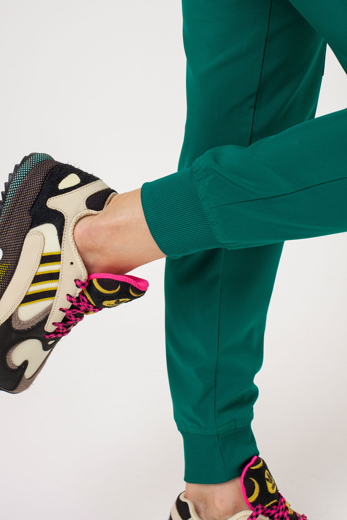 Dámske lekárske nohavice Dickies EDS Essentials Mid Rise Jogger zelené-5
