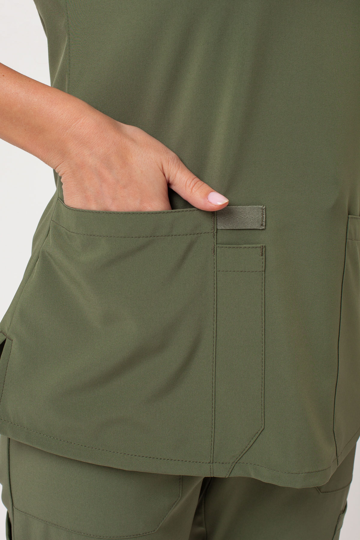 Dámska lekárska blúza Dickies EDS Essentials V-Neck olivková-4