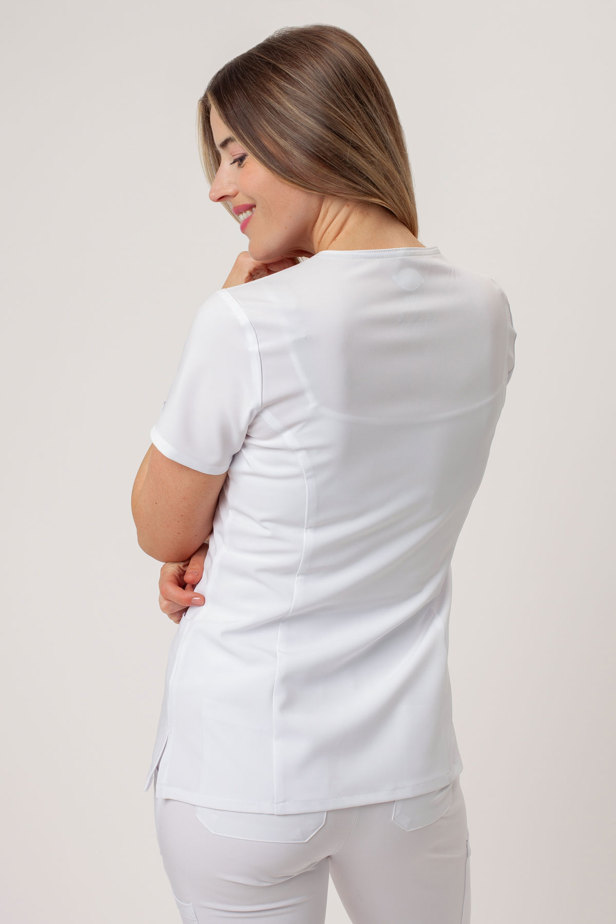 Dámska lekárska blúza Dickies EDS Essentials V-Neck biele-1