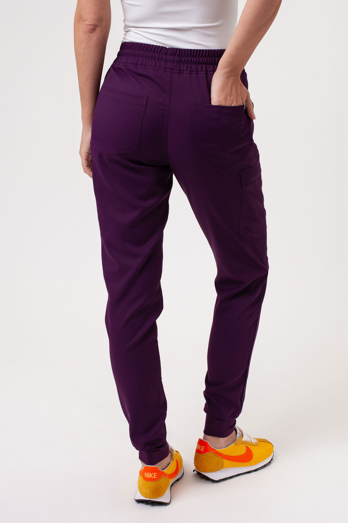 Dámske lekárske nohavice Sunrise Lite Fit jogger baklažánové-2