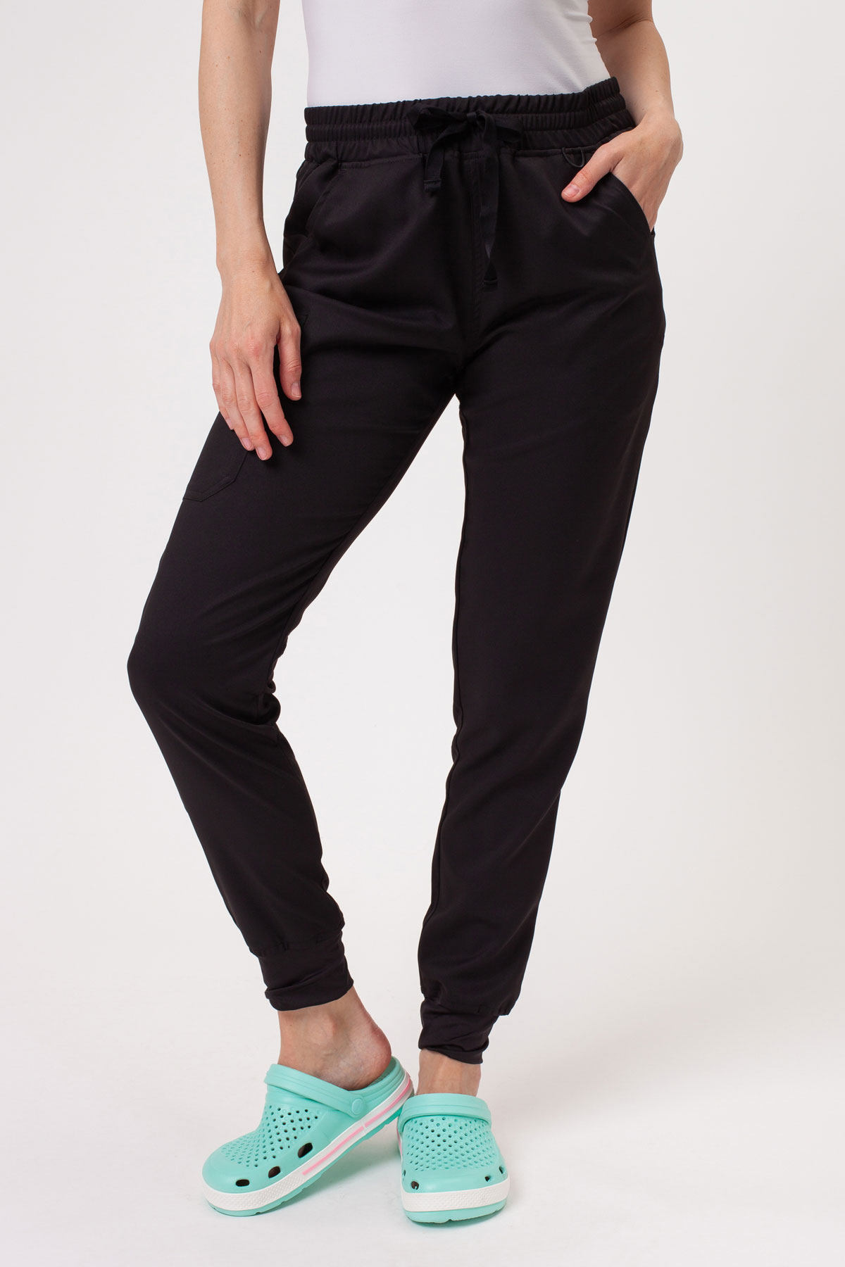 Dámska lekárska súprava Sunrise Lite Fit jogger čierna-8