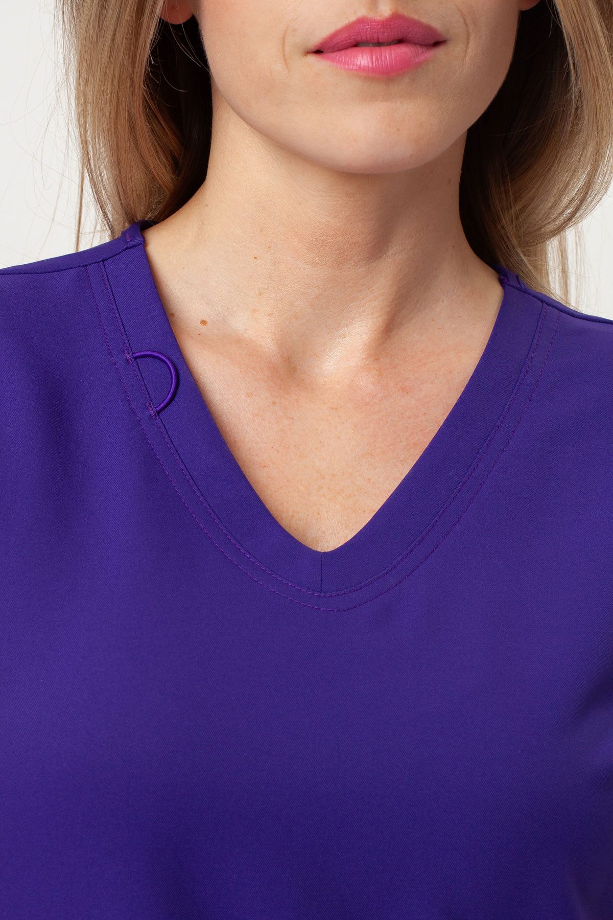 Dámska lekárska blúza Cherokee Ultra V-neck Top fialová-3