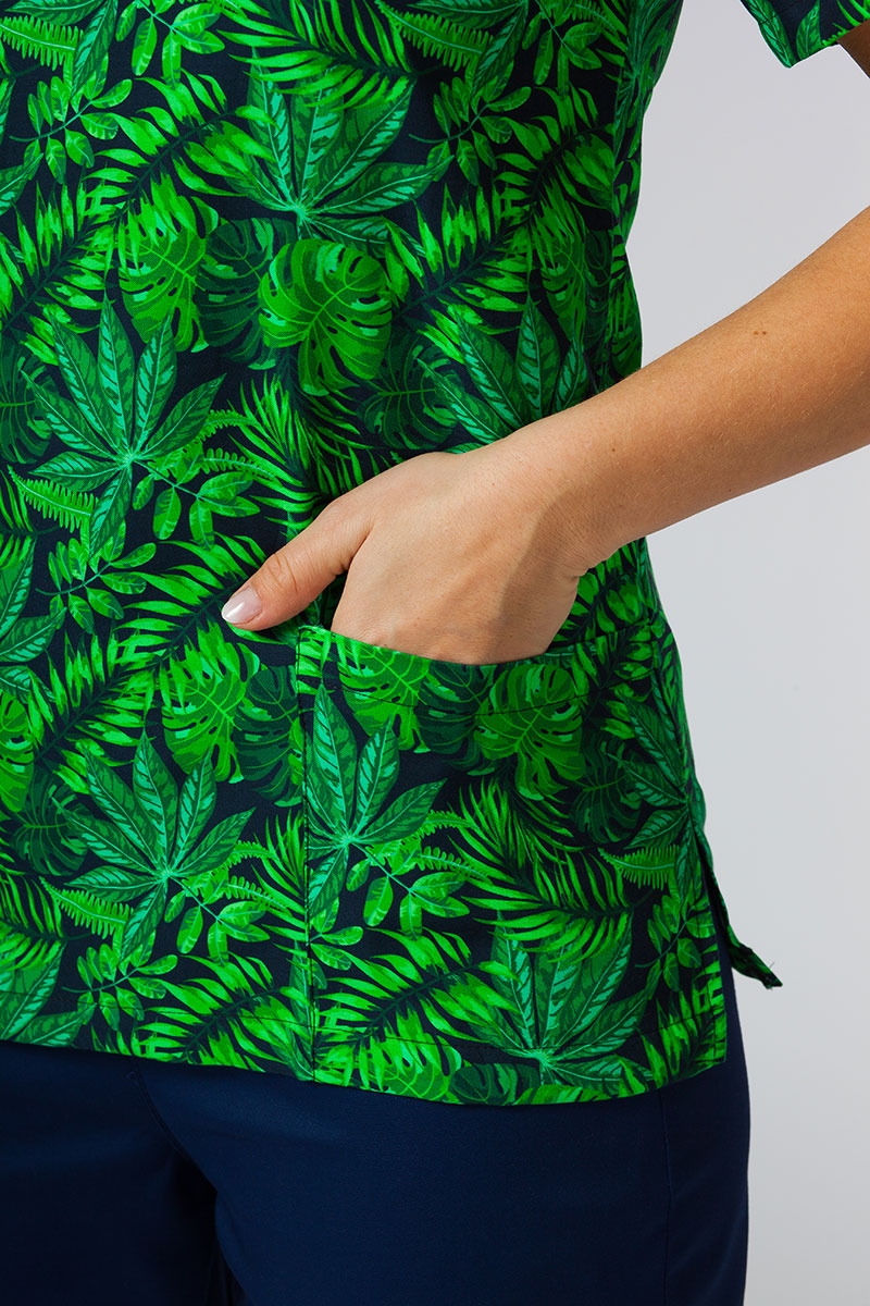 Farebná lekárska blúzka Sunrise Uniforms pre ženy zelené listy-2