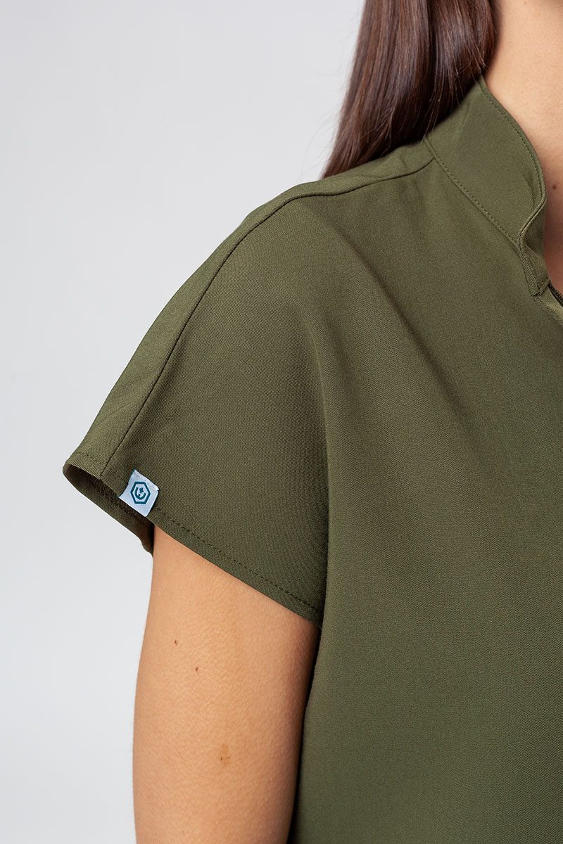 Dámska lekárska blúza Uniforms World 518GTK™ Avant olivková (magnetické klipsy)-3