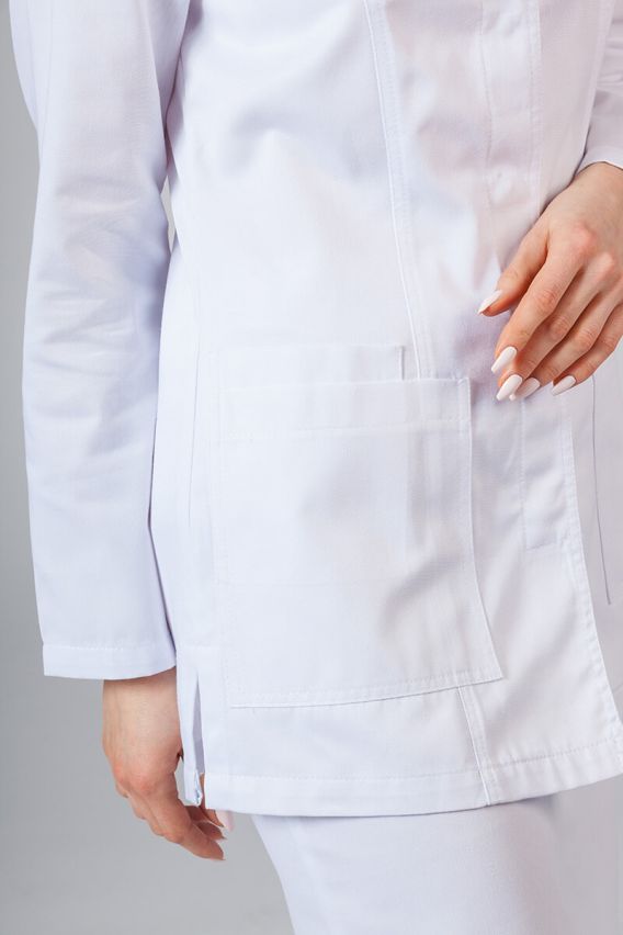 Krátky zdravotnícky plášť s dlhým rukávom (zakryté cvočkami) biela-5