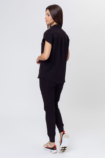 Dámska lekárska blúza Uniforms World 518GTK™ Avant On-Shift čierna-4