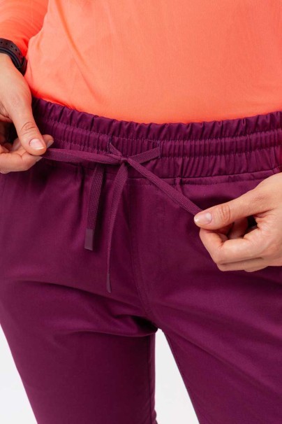Dámske lekárske nohavice Uniforms World Zora burgundové-5
