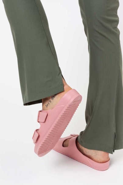 Lekárska dámska súprava Maevn Embrace (blúzka Luna, nohavice Nora) olivková-15