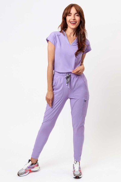 Lekárska dámska súprava Maevn Embrace (blúza Zoe, nohavice Mia) levanďulová-14