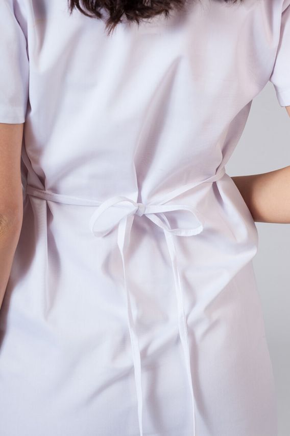 Lekárske jednoduché šaty Sunrise Uniforms biele-5