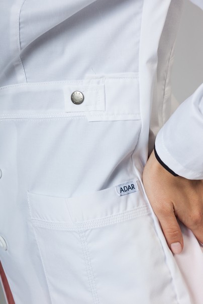 Lekársky plášť Adar Uniforms Tab-Waist biely (elastický)-8