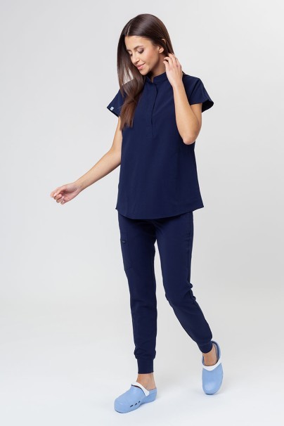 Dámska lekárska blúza Uniforms World 518GTK™ Avant námornícky modrá (magnetické klipsy)-7