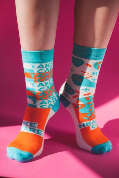 Farebné ponožky Take Care - UniformSocks-1