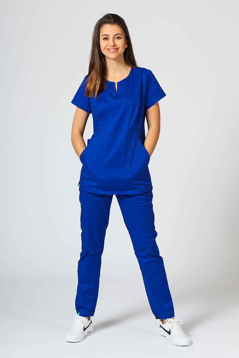 Dámska zdravotnická súprava Sunrise Uniforms Active (blúzka Kangaroo, nohavice Loose) tmavo modrá