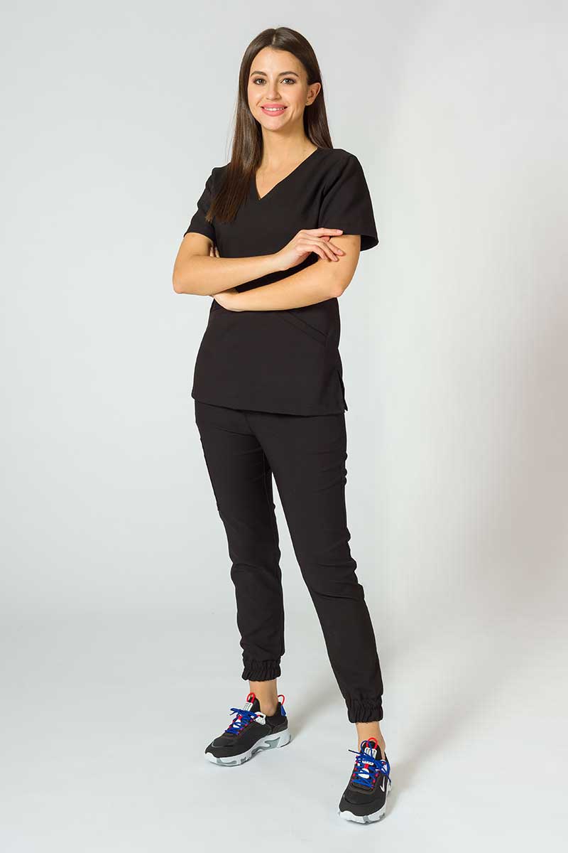 Zdravotnická súprava Sunrise Uniforms Premium (blúzka Joy, nohavice Chill) čierna